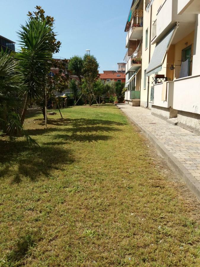 Vacanze Lida Apartment Marina Di Carrara